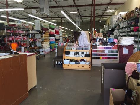 fabric outlet dallas.